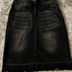 Mainstreet exchange black jean skirt